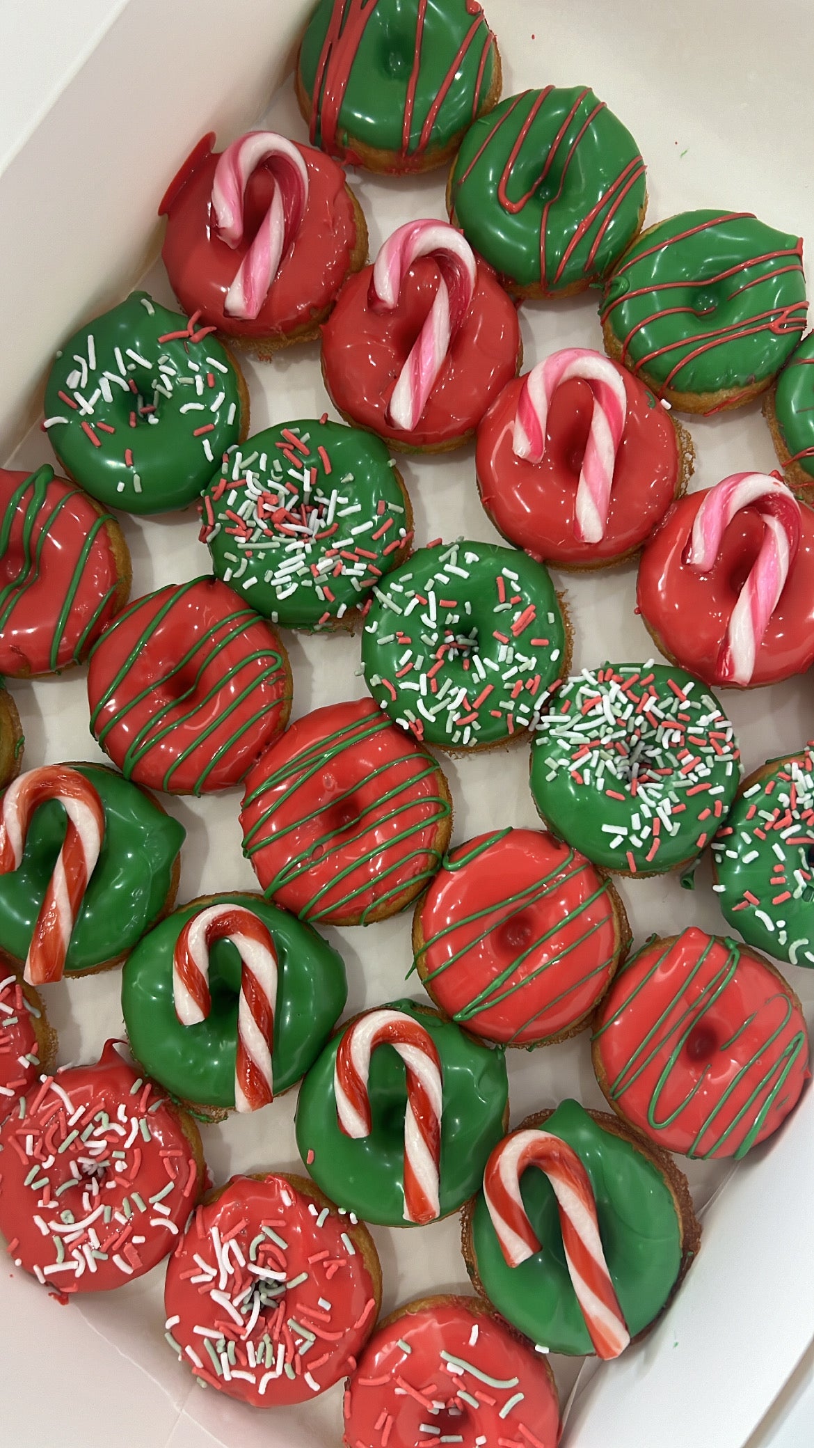 Christmas Donut Boxes (per dozen)